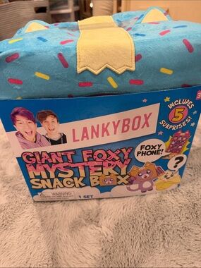 Giant Foxy Mystery Snack Box - Lanky Box